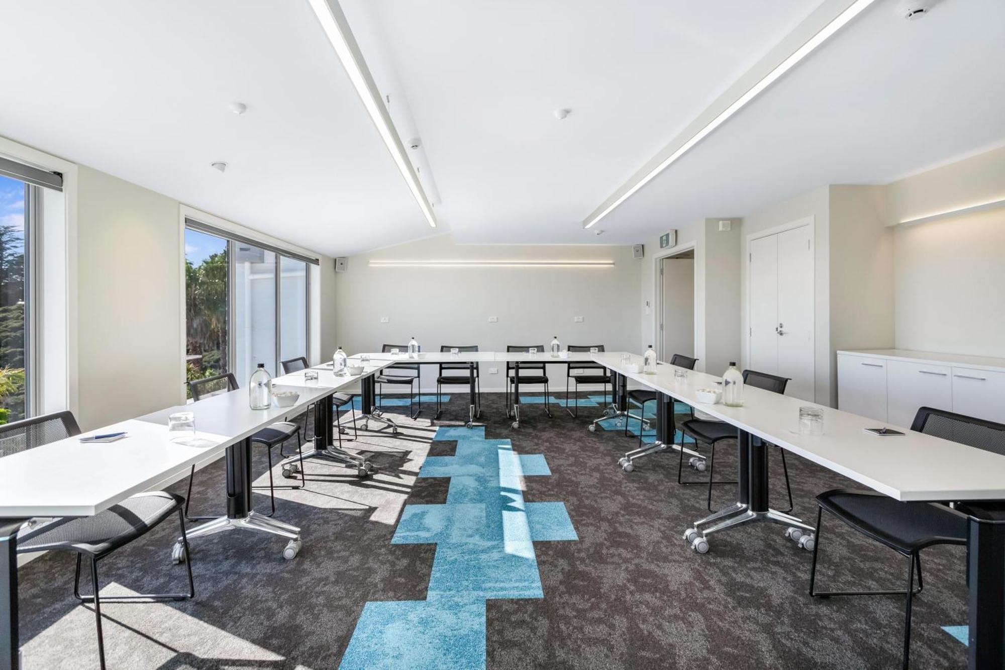Waiheke Island Resort Conference & Accomodation Centre Ostend Екстер'єр фото